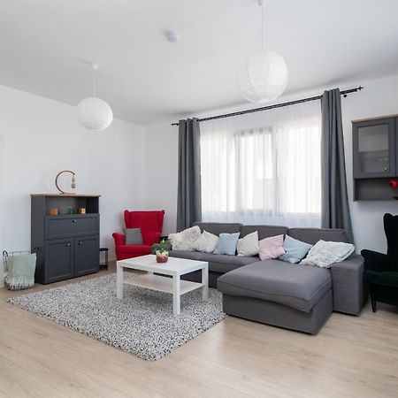 Zola Guest House 오라데아 외부 사진