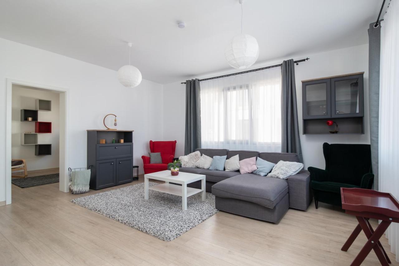 Zola Guest House 오라데아 외부 사진